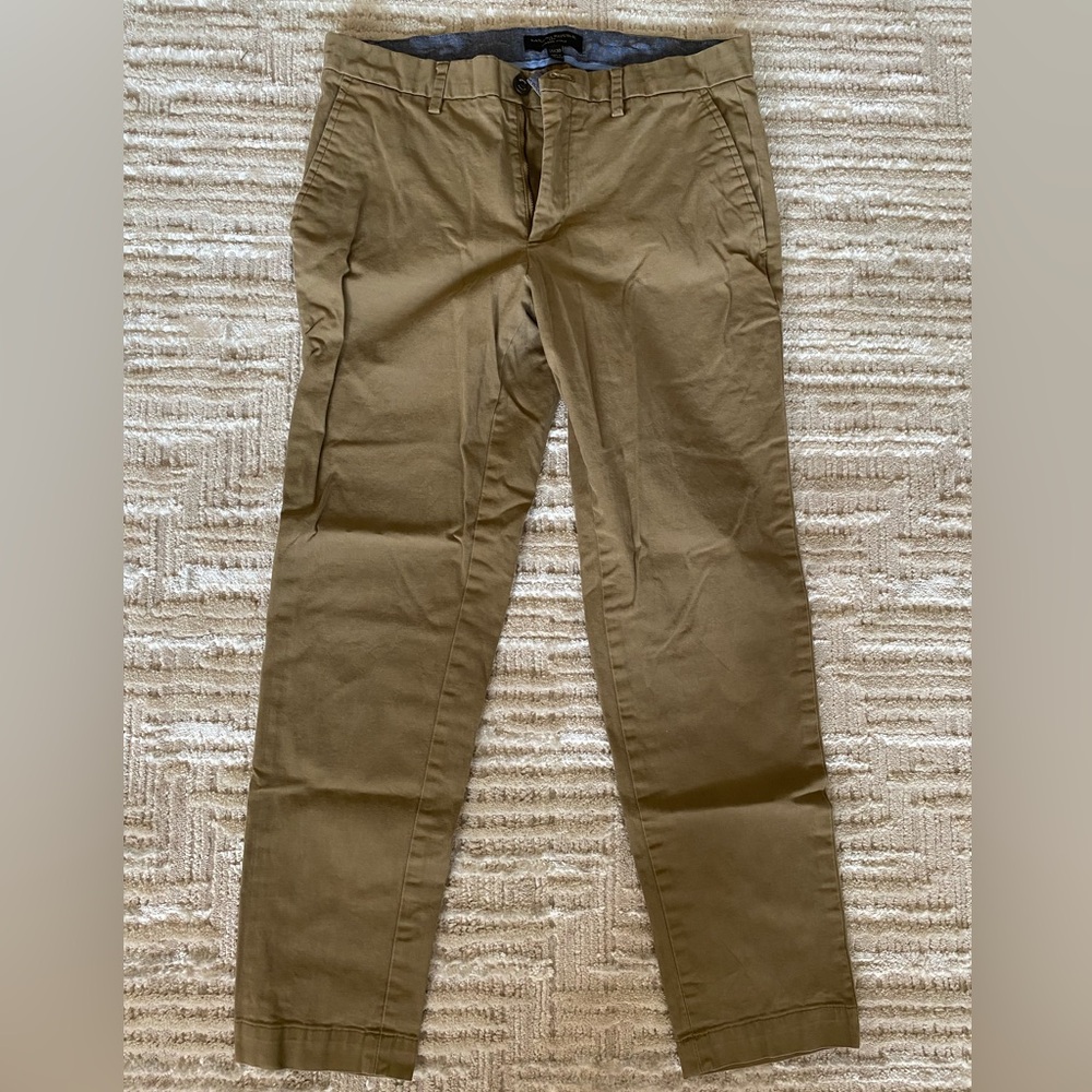 Banana Republic Men's Khaki Chinos